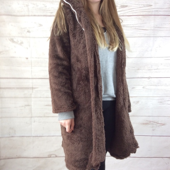 Amazingly soft Teddy zip sweater coat 1 large left - Picture 4 of 6